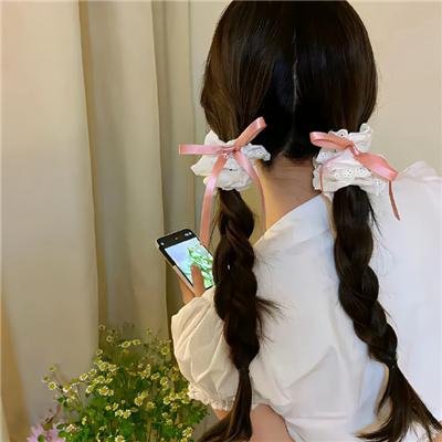 蜜丝炸弹 封面