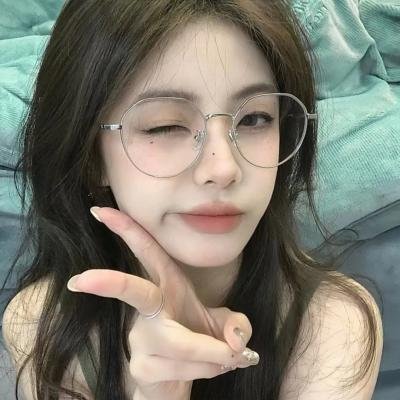 以爱情的名义 封面